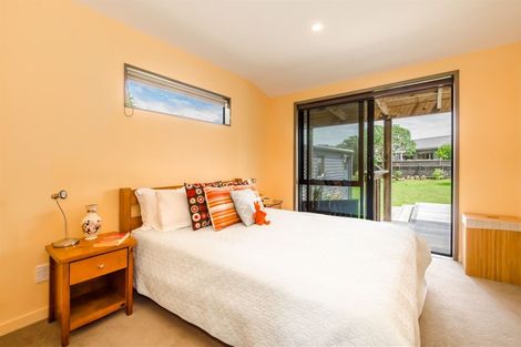 Photo of property in 26 Eruini Street, Waikanae Beach, Waikanae, 5036