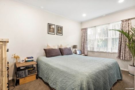 Photo of property in 3/18 Fowler Street, Northcote, Auckland, 0627