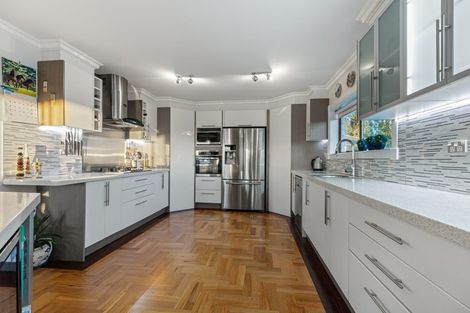 Photo of property in 12 Tobacco Hill, Welcome Bay, Tauranga, 3175