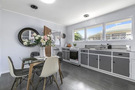 Photo of property in 2/717 Cameron Road, Tauranga South, Tauranga, 3112