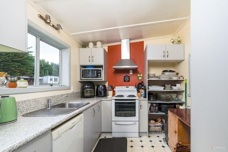 Photo of property in 13 Queens Terrace, Waimate, 7978