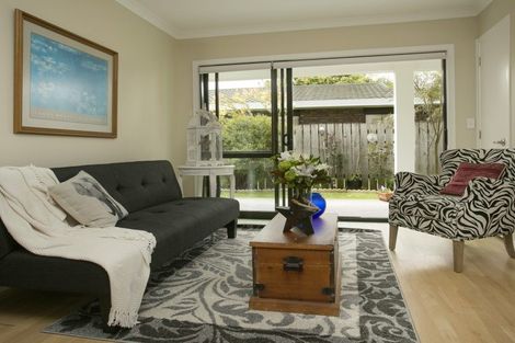 Photo of property in 2/17 Rainbow Drive, Rainbow Point, Taupo, 3330
