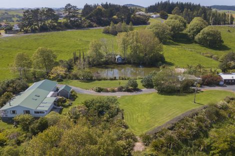 Photo of property in 11 Pah Hill Road, Wharehine, Wellsford, 0973
