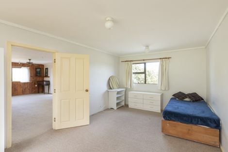 Photo of property in 11 Pah Hill Road, Wharehine, Wellsford, 0973