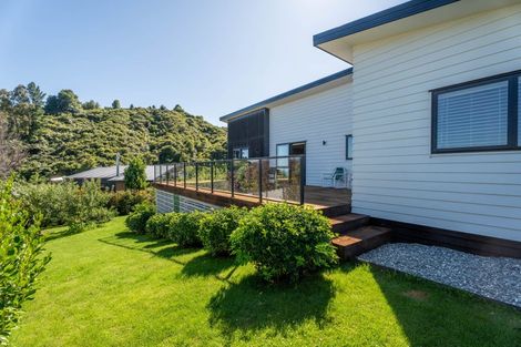 Photo of property in 7 Pohutukawa Place, Pohara, Takaka, 7183