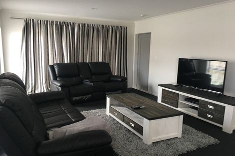 Photo of property in 1/2 Hilton Road, Saint Andrews, Hamilton, 3200