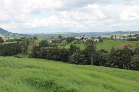 Photo of property in 16 Matai Drive, Maungaturoto, 0520