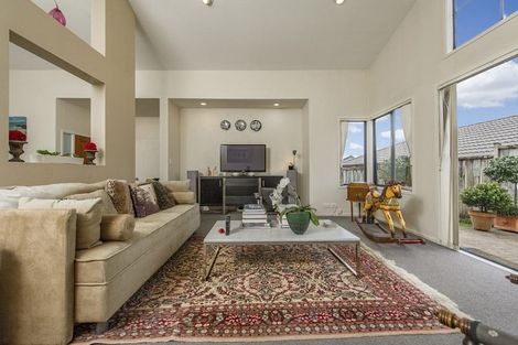 Photo of property in 762 Chapel Road, Shamrock Park, Auckland, 2016