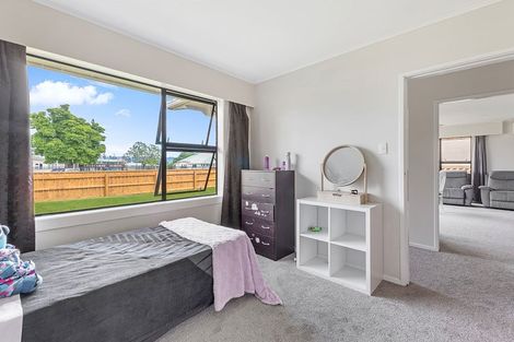 Photo of property in 61 College Road, Edgecumbe, 3120