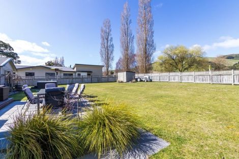 Photo of property in 120 Kinloch Road, Kinloch, Taupo, 3377