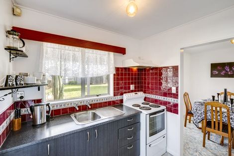 Photo of property in 6 Burton Crescent, Flaxmere, Hastings, 4120