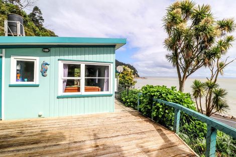 Photo of property in 116 Thames Coast Sh25 Road, Whakatete Bay, Thames, 3575