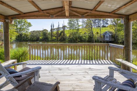 Photo of property in 11 Pah Hill Road, Wharehine, Wellsford, 0973