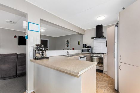 Photo of property in 42 Wood Street, Wainuiomata, Lower Hutt, 5014