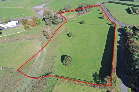 Photo of property in 10 Bryant Road, Karaka, Papakura, 2580