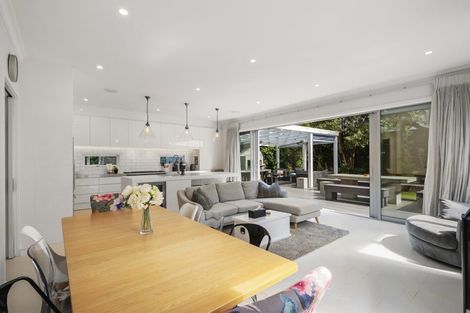 Photo of property in 2 Katherine Avenue, Thorndon, Wellington, 6011