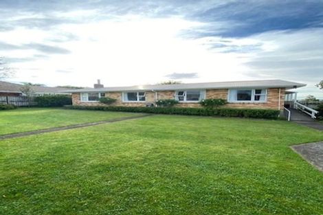 Photo of property in 14 Short Street, Otumoetai, Tauranga, 3110