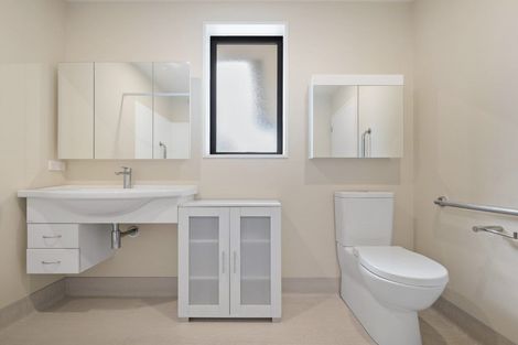 Photo of property in 1 Farm Lane, Parklands, Christchurch, 8083