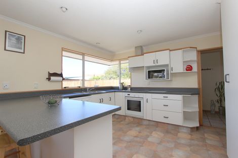 Photo of property in 33 Karina Crescent, Redwoodtown, Blenheim, 7201