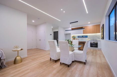 Photo of property in 35b Noall Street, Te Atatu Peninsula, Auckland, 0610