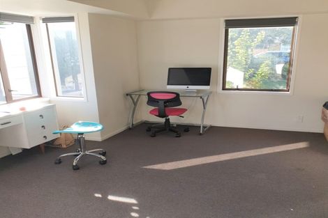 Photo of property in 82 Sandspit Road, Waiuku, 2123