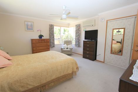 Photo of property in 33 Karina Crescent, Redwoodtown, Blenheim, 7201
