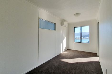 Photo of property in 27 Reserve Terrace, Lyttelton, 8082