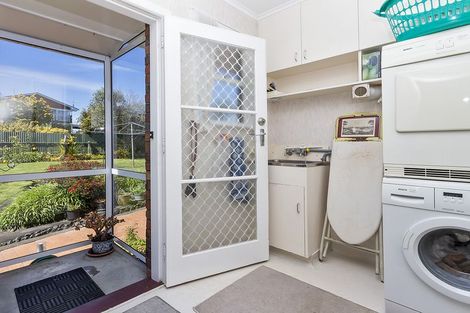 Photo of property in 70 O'halloran Road, Howick, Auckland, 2014