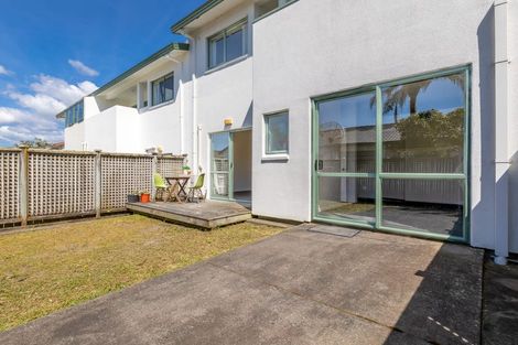 Photo of property in 13 Vitex Lane, Henderson, Auckland, 0612