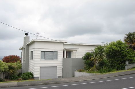 Photo of property in 1021 Whangaparaoa Road, Tindalls Beach, Whangaparaoa, 0930