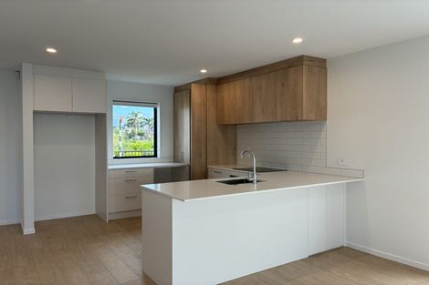 Photo of property in 131 Waituarua Drive, Takanini, Auckland, 2112