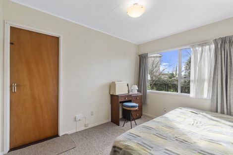 Photo of property in 1 Denver Avenue, Sunnyvale, Auckland, 0612