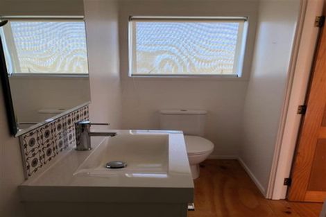 Photo of property in 11 Dalton Road, Snells Beach, 0920