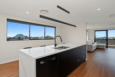 Photo of property in 3 Tirinui Crest Road, Otumoetai, Tauranga, 3110