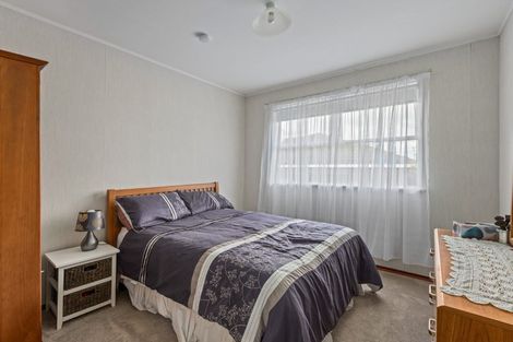 Photo of property in 46 Normanton Street, Glenfield, Auckland, 0629