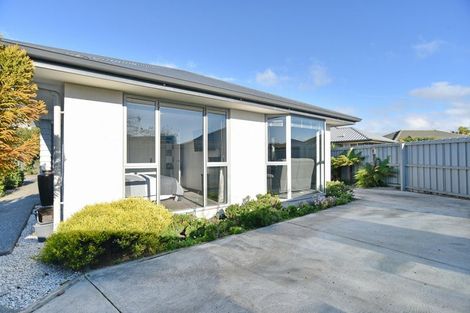 Photo of property in 1/28 Kirsten Place, Parklands, Christchurch, 8083