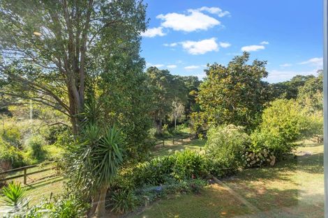 Photo of property in 44 Waikoukou Valley Road, Waimauku, 0812