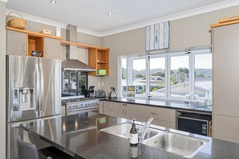 Photo of property in 2a Poplar Street, Whitianga, 3510