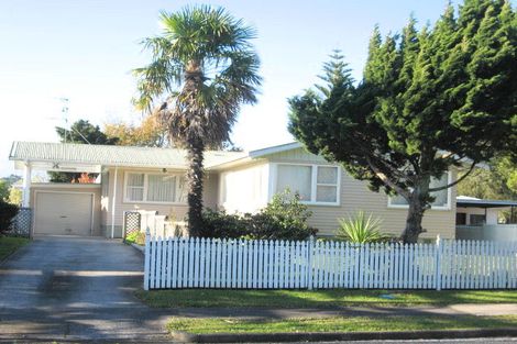 Photo of property in 66 Lawrence Crescent, Hillpark, Auckland, 2102