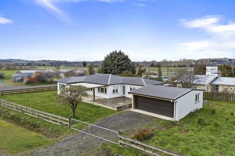 Photo of property in 3 Onslow Street West, Ohingaiti, Kimbolton, 4785