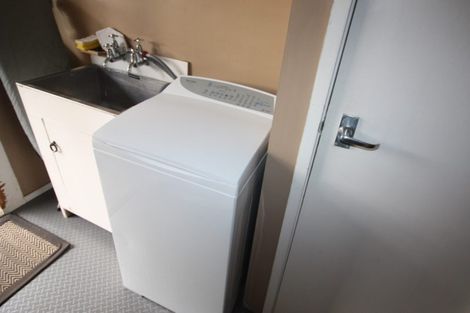 Photo of property in 10 Fairs Road, Milson, Palmerston North, 4414