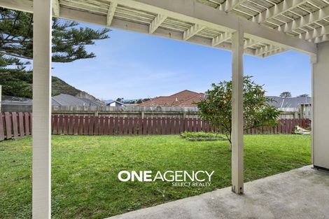 Photo of property in 27a Shackle Lane, Whitby, Porirua, 5024