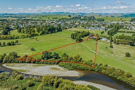 Photo of property in 24 Halls Road, Pahiatua, 4910