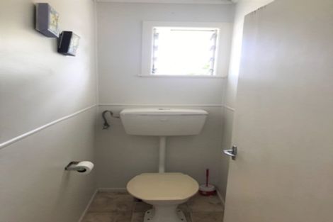 Photo of property in 19 Tairere Crescent, Rosehill, Papakura, 2113