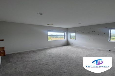 Photo of property in 14 Irongate Avenue, Ranui, Auckland, 0612