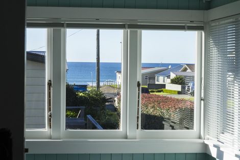 Photo of property in 6 Pacific Road, Waihi Beach, 3611