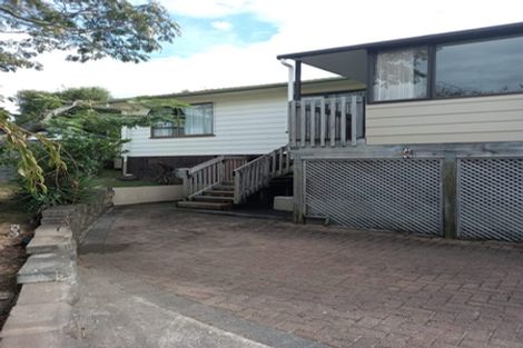 Photo of property in 19 Cairngorm Place, Highland Park, Auckland, 2010