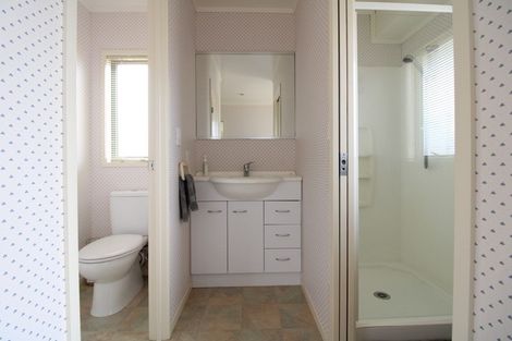 Photo of property in 105 The Tee, Matarangi, Whitianga, 3592