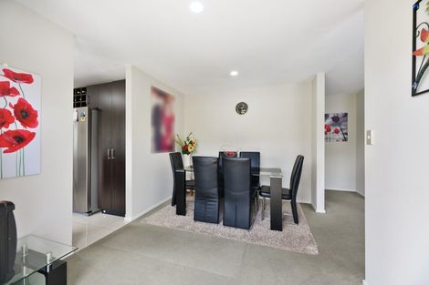 Photo of property in 8 Riverglade Parkway, Te Atatu South, Auckland, 0610