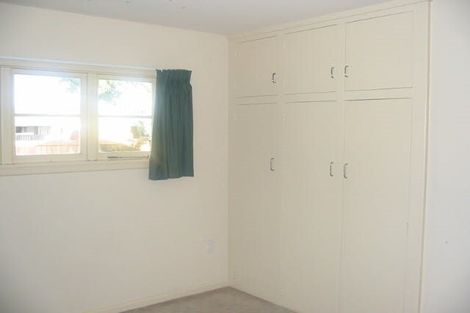 Photo of property in 8 Curletts Road, Sockburn, Christchurch, 8042